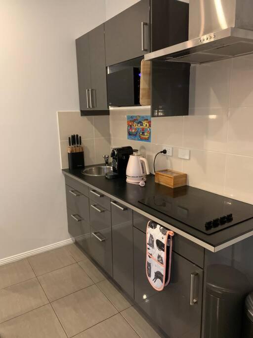 וויאט ביץ' Beachfront Self Contained Studio מראה חיצוני תמונה